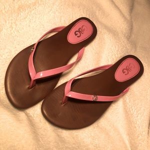 Guess by Guess hot pink sandals